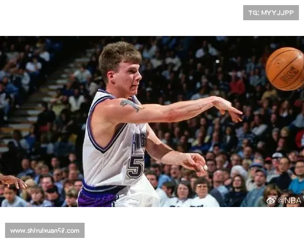 基德盛赞弗拉格全面表现称其传球视野出众防守判断力令人惊喜